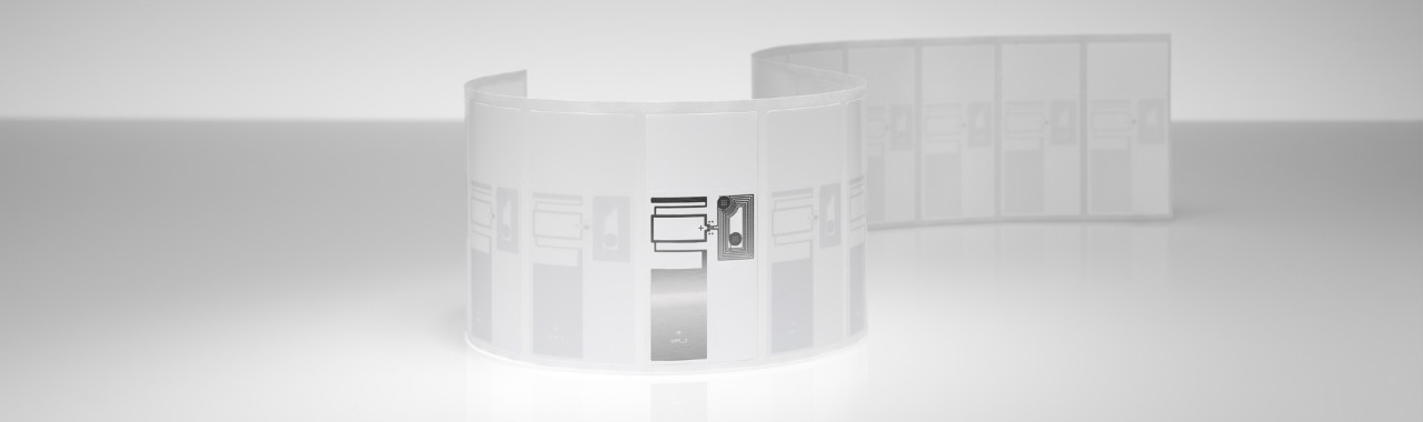 Dual frequency RFID tag and inlay: Midas Flagtag EM4425 DF